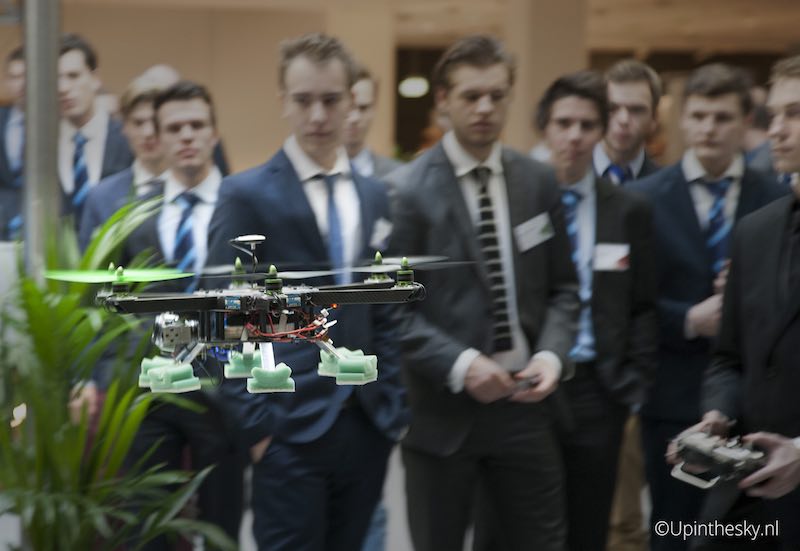 AKCD2014_Hexacopter_show_1