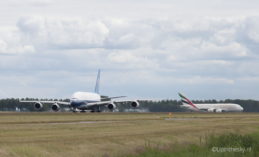 China_Southern_A380_Emirates_Schiphol_2