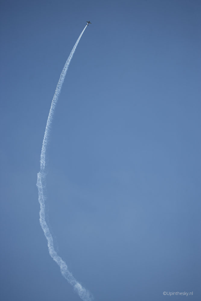 Stuntvliegtuigen botsen tijdens training | Video