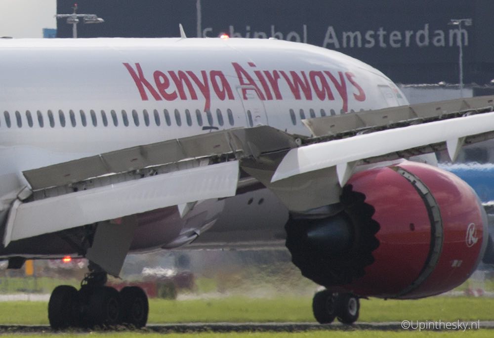 Kenya_Airways_B787-8_8