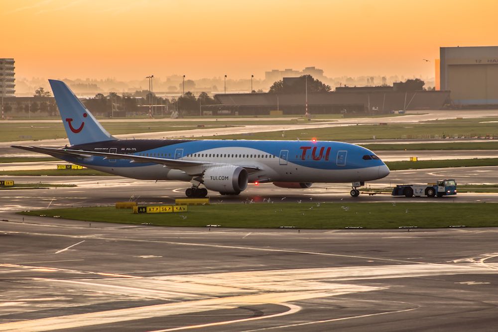 Tussenlanding TUI op Azoren om lastige passagier
