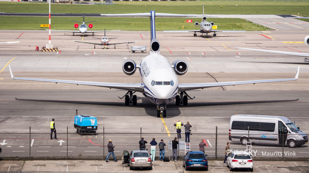 Boeing_727_Peter_Nygard4