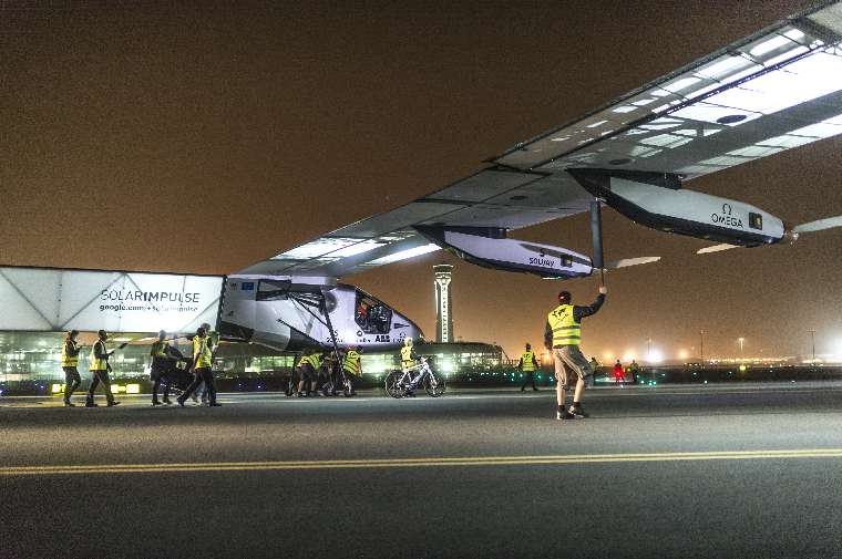 Etappe 1: Abu Dhabi - Muscat © Solar Impulse