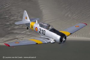 Harvard Stampe formation Air to Air © Laurens van de Craats