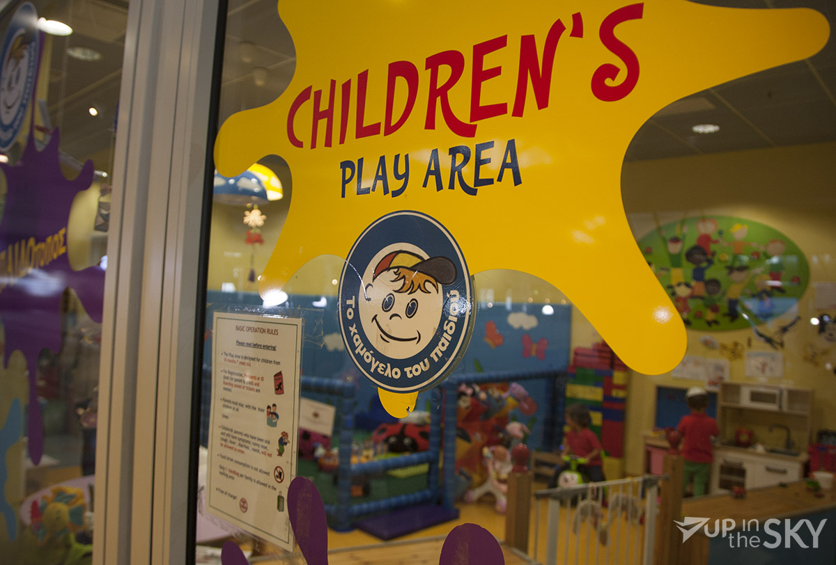 athene_airport4_kinderen