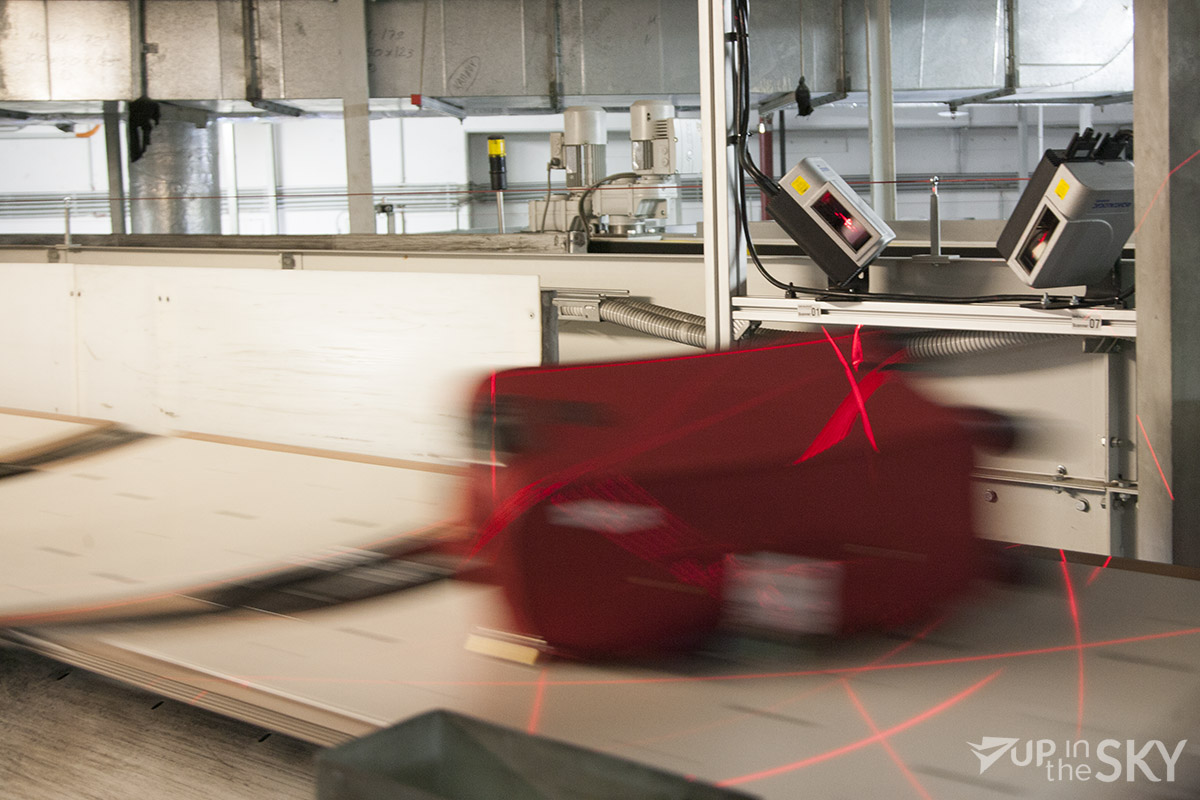 athene_airport_6_bagagekelder_koffer