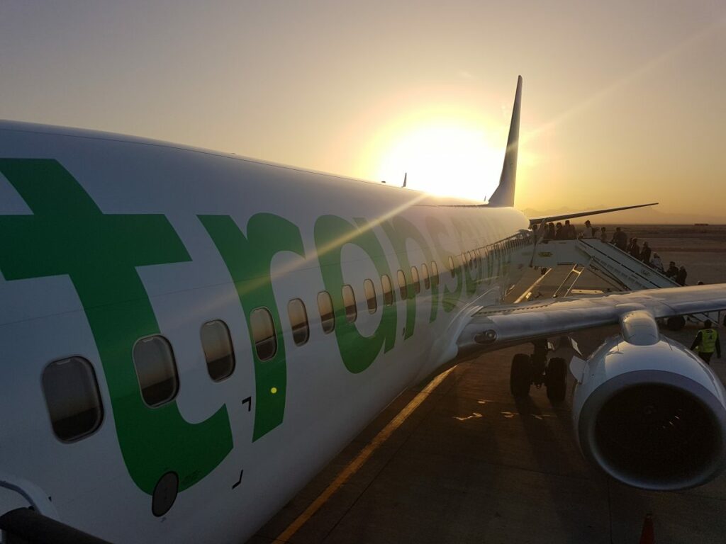 Transavia 737 keert twee keer terug naar Schiphol