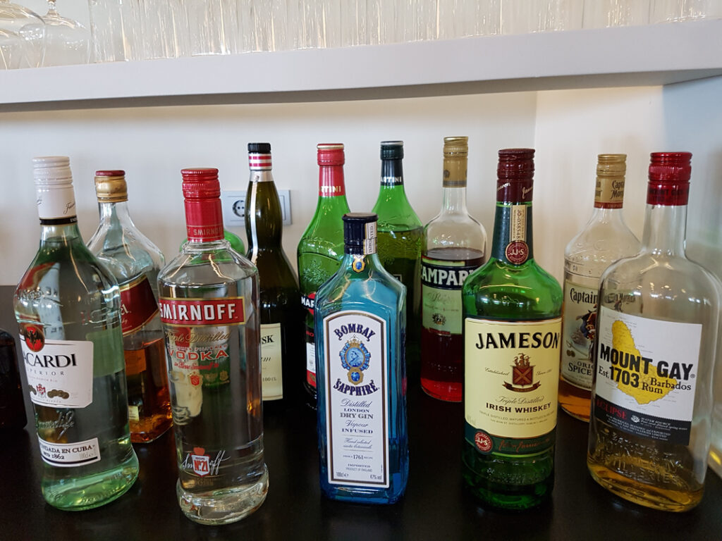 Drankvoorraad uit vliegtuig Air Namibia gestolen