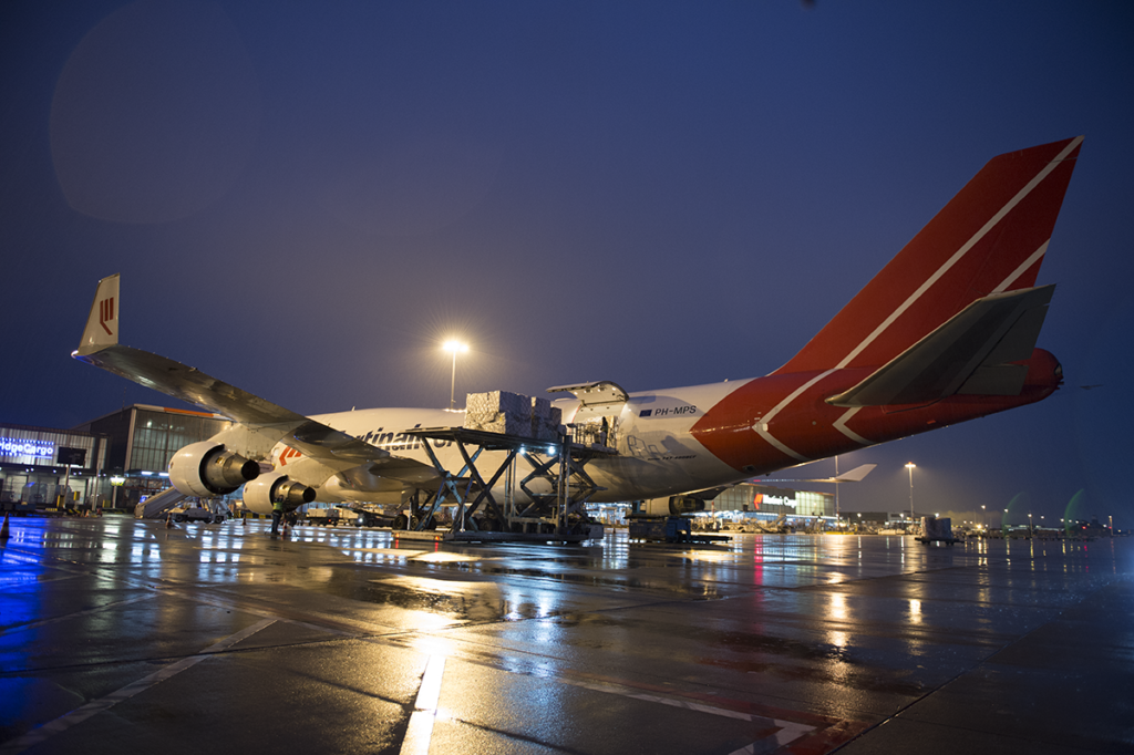 Boeing 747 van Martinair keert terug naar Schiphol