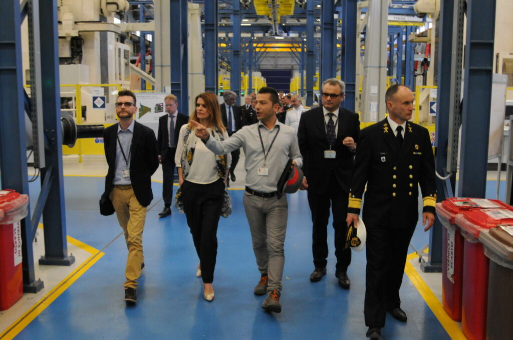 Staatssecretaris van Defensie Barbara Visser in de F-35 fabriek in Cameri - ©Ministerie van Defensie