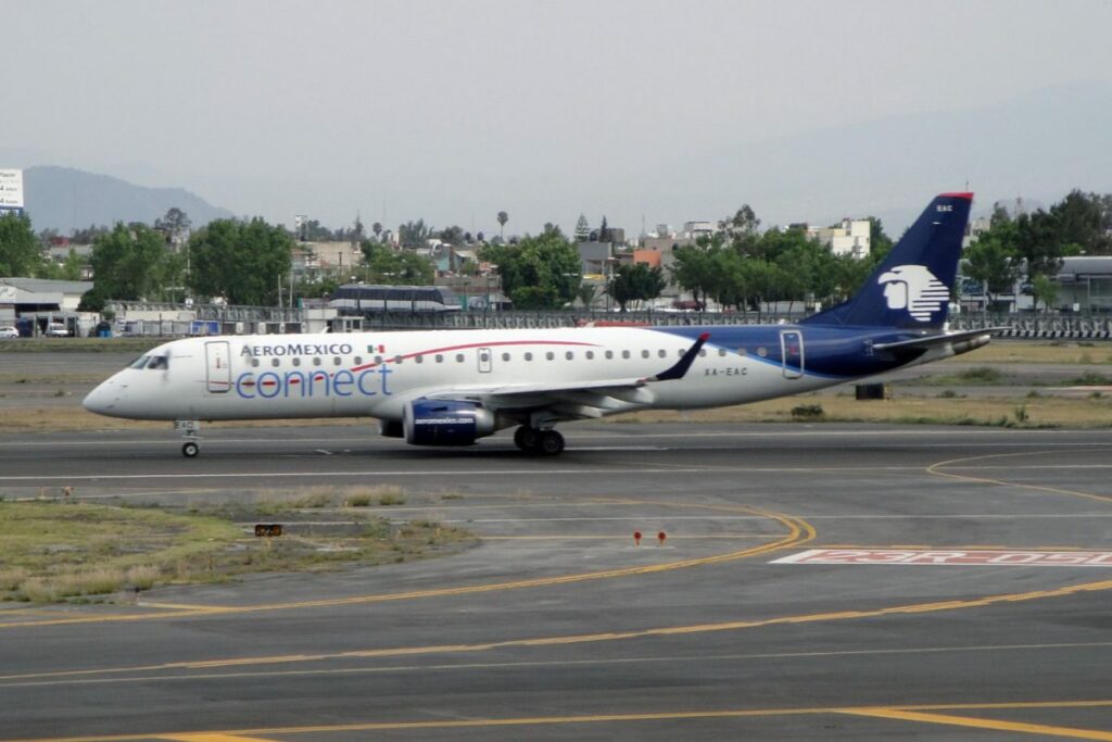 Passagiersvliegtuigen beschoten door drugskartel | Video