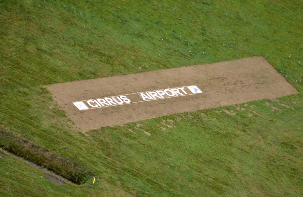 Groningen Airport voor 1 dag Cirrus Airport