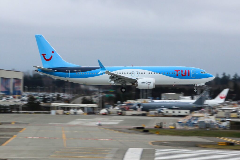 737 MAX TUI weer geland op Schiphol