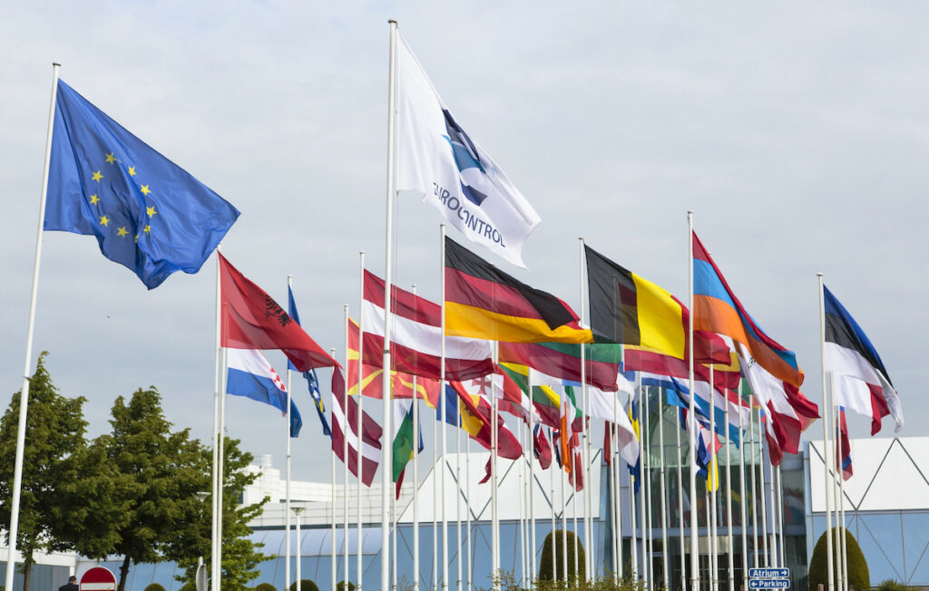 Gehele EU sluit luchtruim voor Russische vliegtuigen