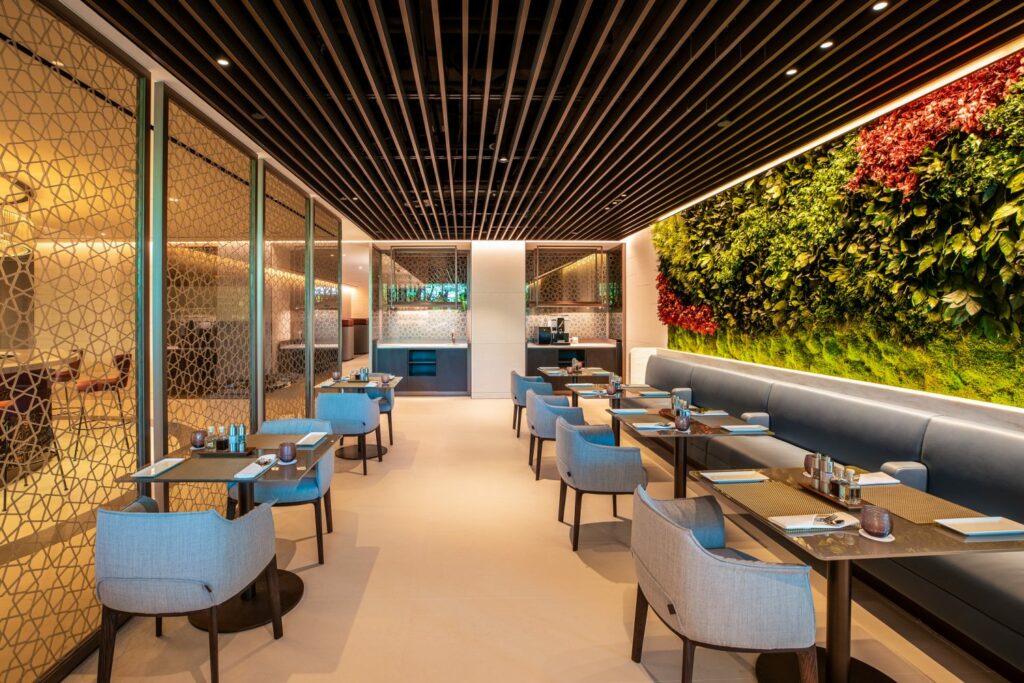 Qatar Airways opent nieuwe lounge op Singapore Changi Airport | Foto’s