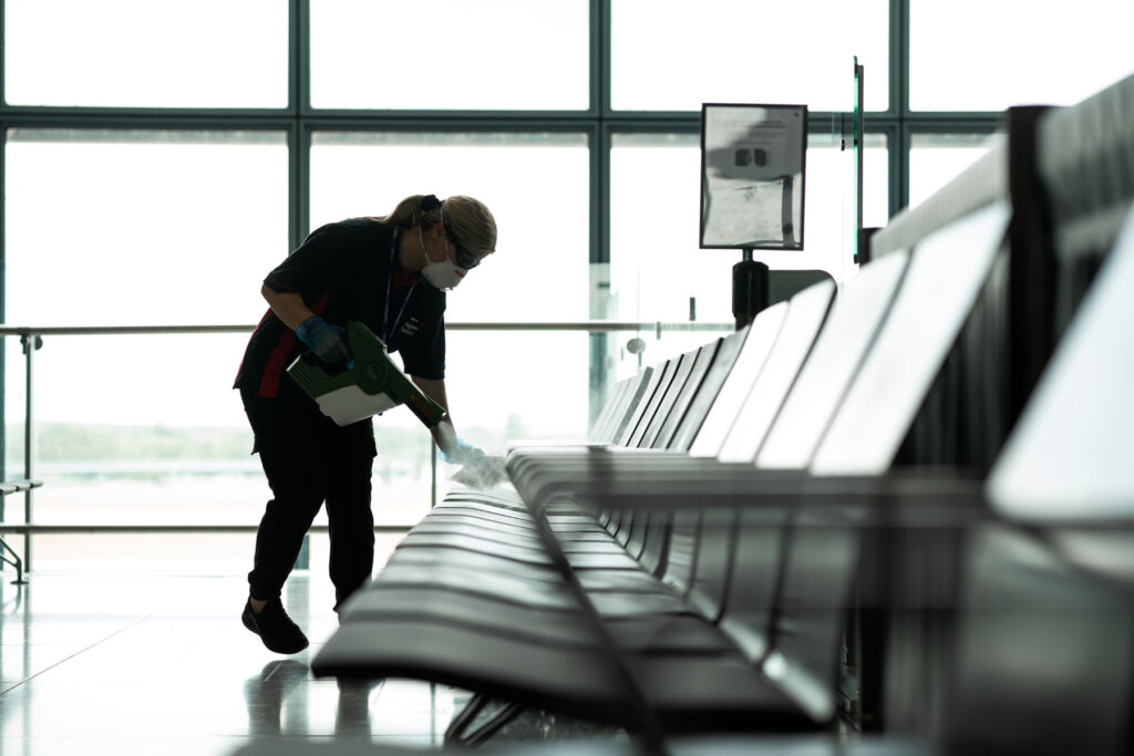 VK voegt Nederland en Frankrijk toe aan quarantaine-lijst