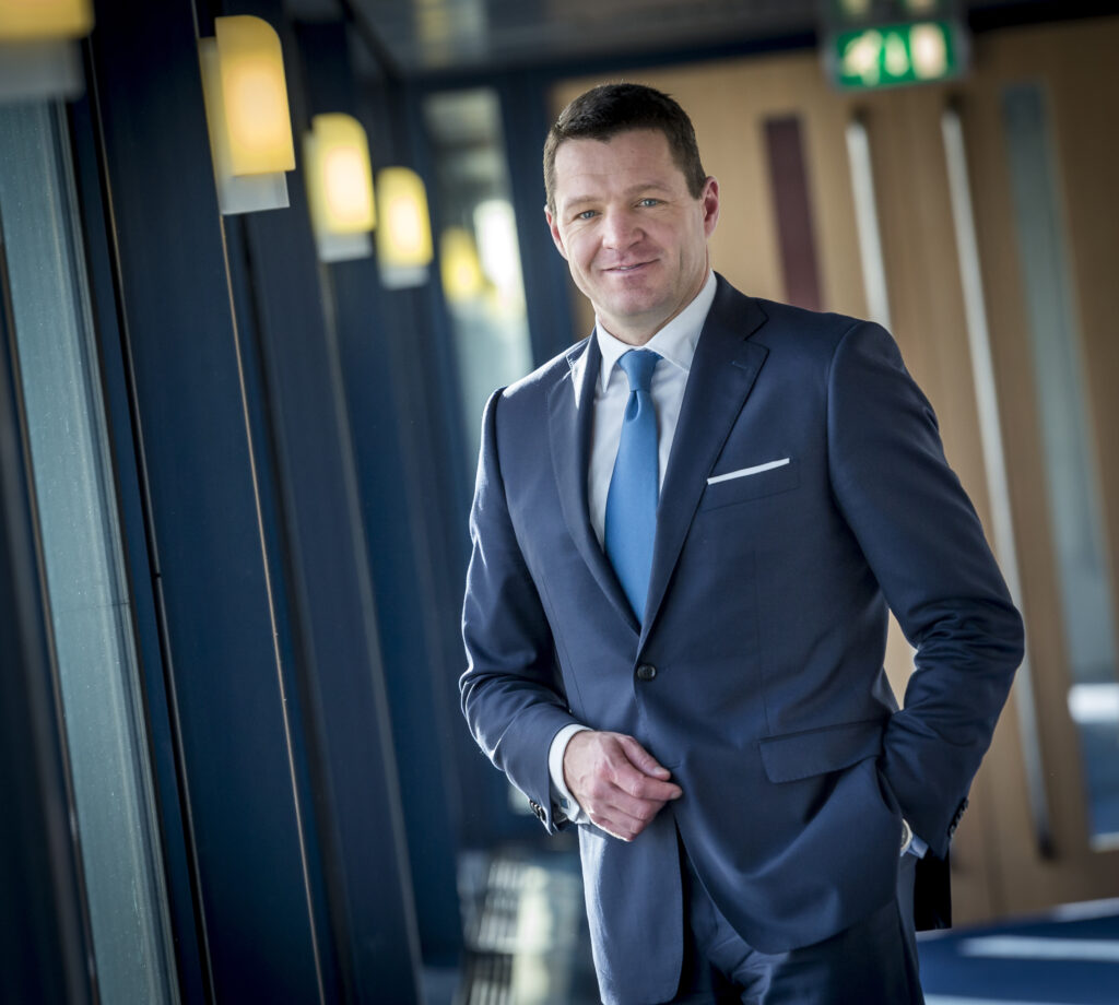 Elbers: trein geen waardige vervanger vliegtuig