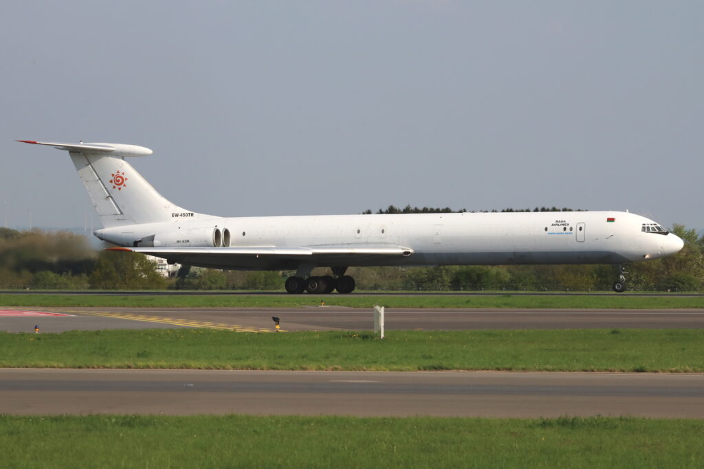 Uniek: Ilyushin Il-62 op bezoek bij Maastricht Aachen Airport