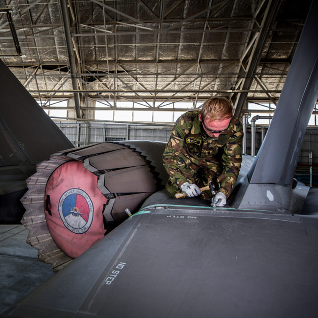 Sleutel jij straks aan vliegtuigen bij de Luchtmacht?