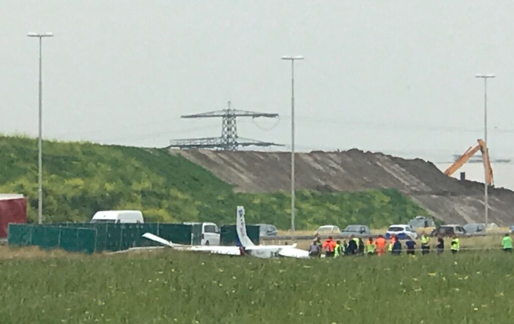 De piloot en Gods Sturende Hand | Column Goof