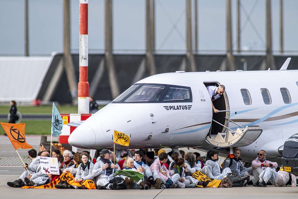 Vraagtekens rond Greenpeace-onderzoek privéjets