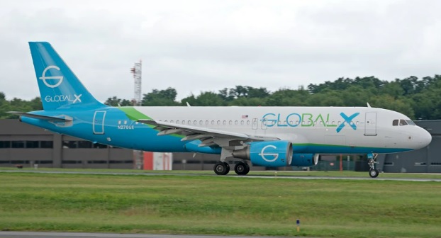 GlobalX-A320 voor TUI aangekomen op Schiphol