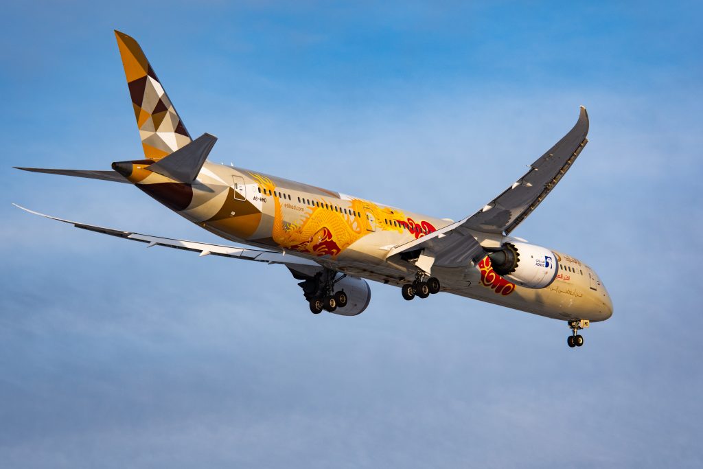 Etihad Airways met andere types naar Schiphol