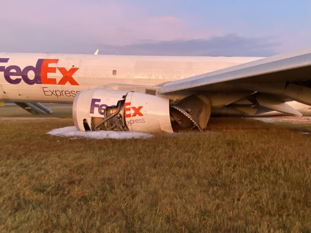 FedEx 757 crash landing