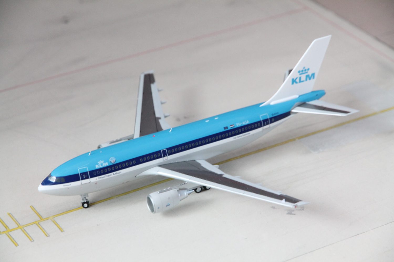KLM Airbus A310-200 1:200 - Afbeelding 2