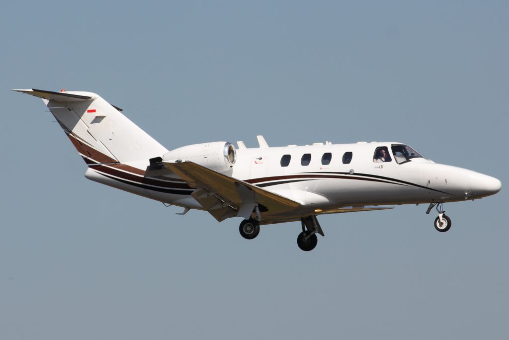 Cessna na vier pogingen geland op Lelystad Zo een was er op lelystad airport.