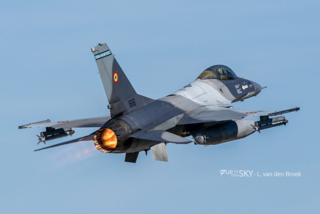 Roemenië stuurt straaljagers af op vreemd voorwerp