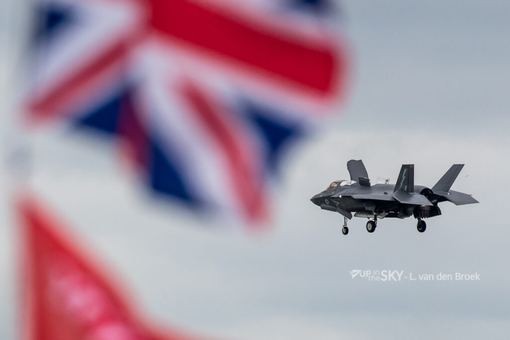 Britse vliegshow maakt belofte opnieuw waar