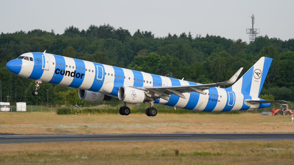 Condor-vlucht seconden te laat