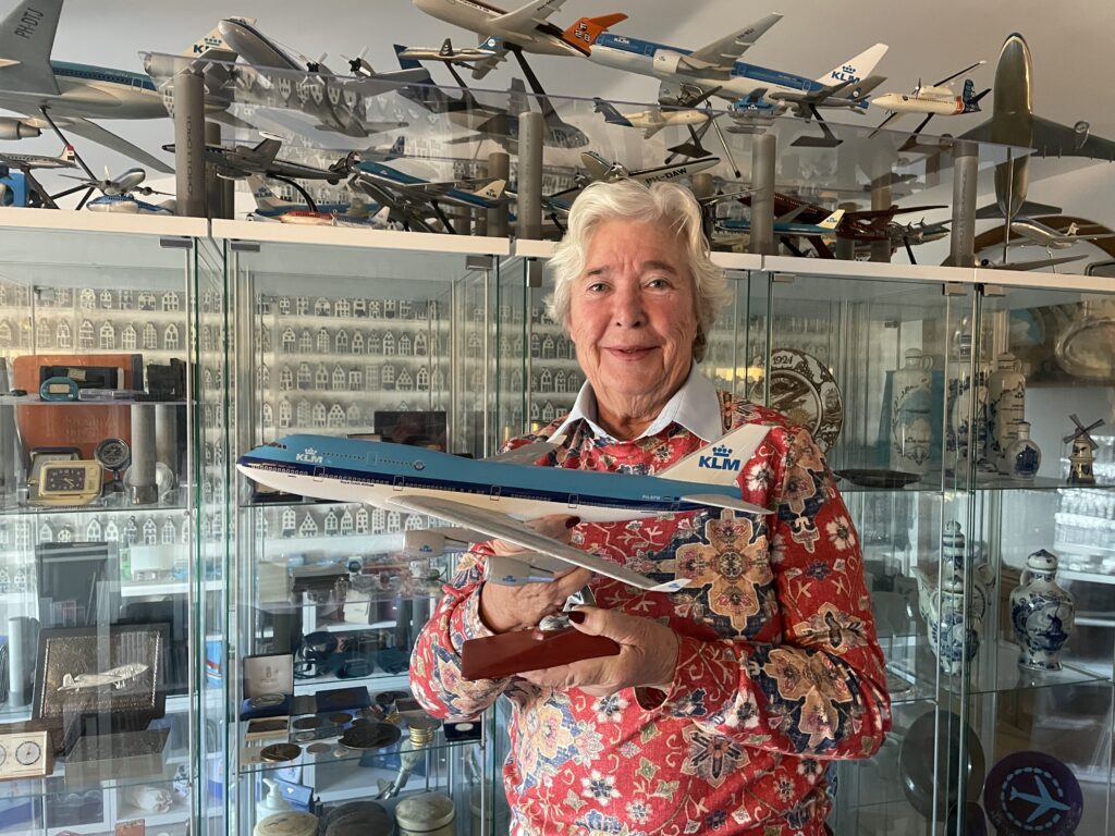 Verzamelaar KLM-huisjes blijft trouw aan haar eerste liefde | Interview