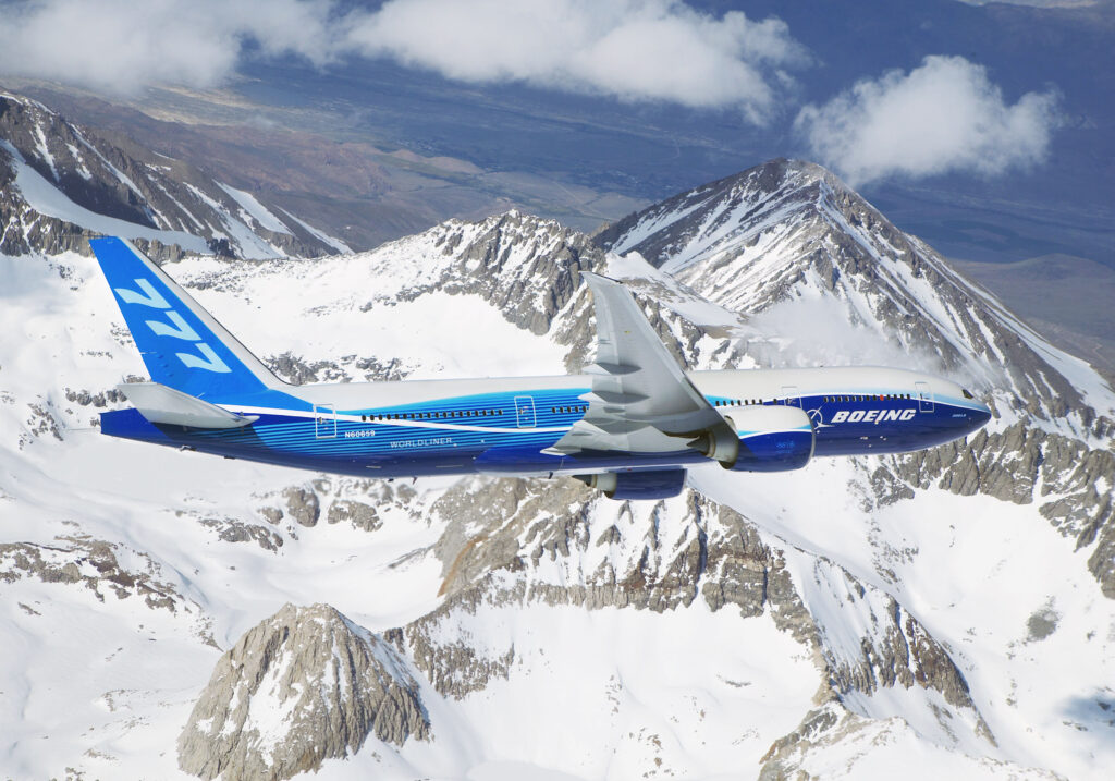 De indrukwekkende vluchten van de Boeing 777-200LR