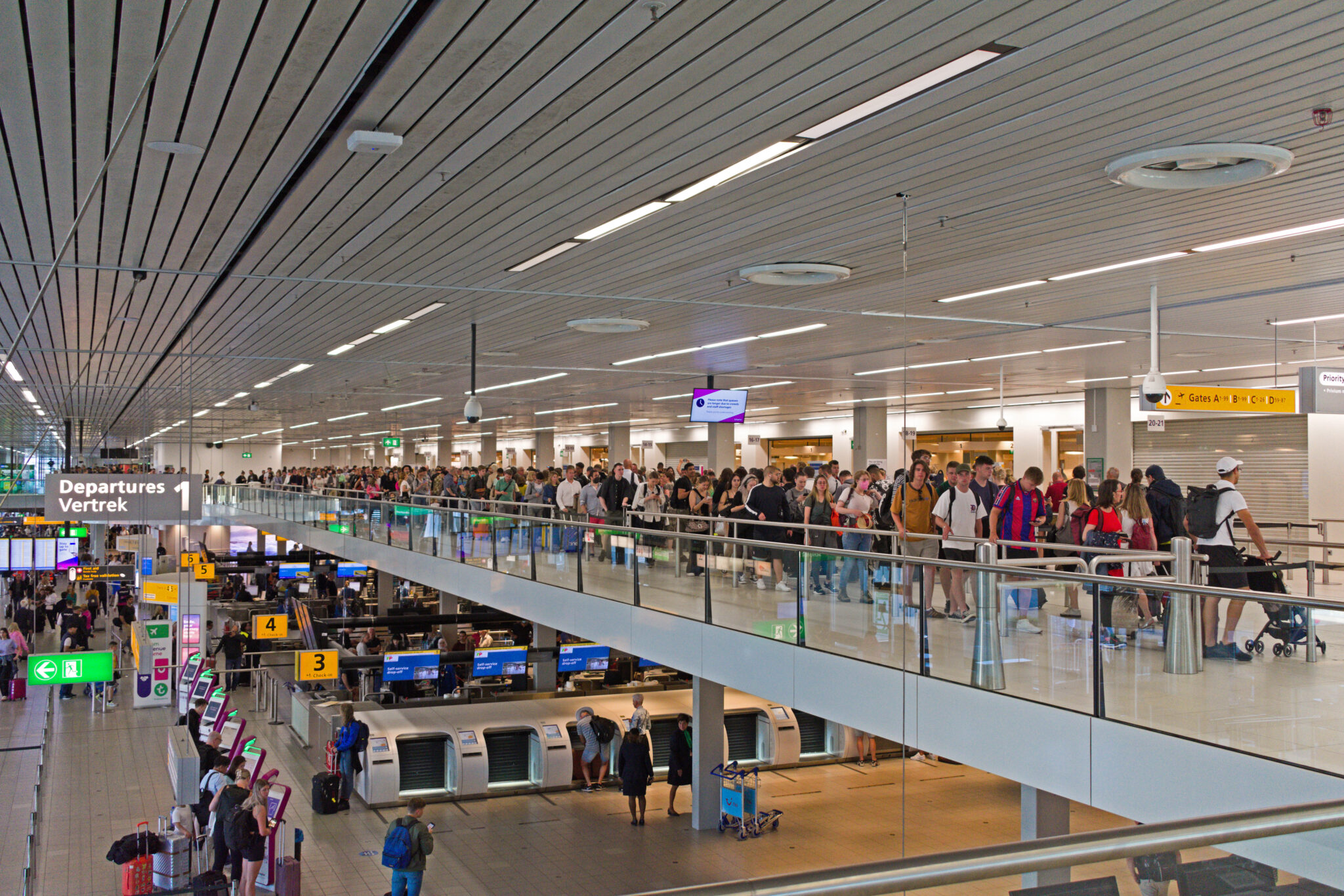 Keren wachtrijen Schiphol in 2026 terug?