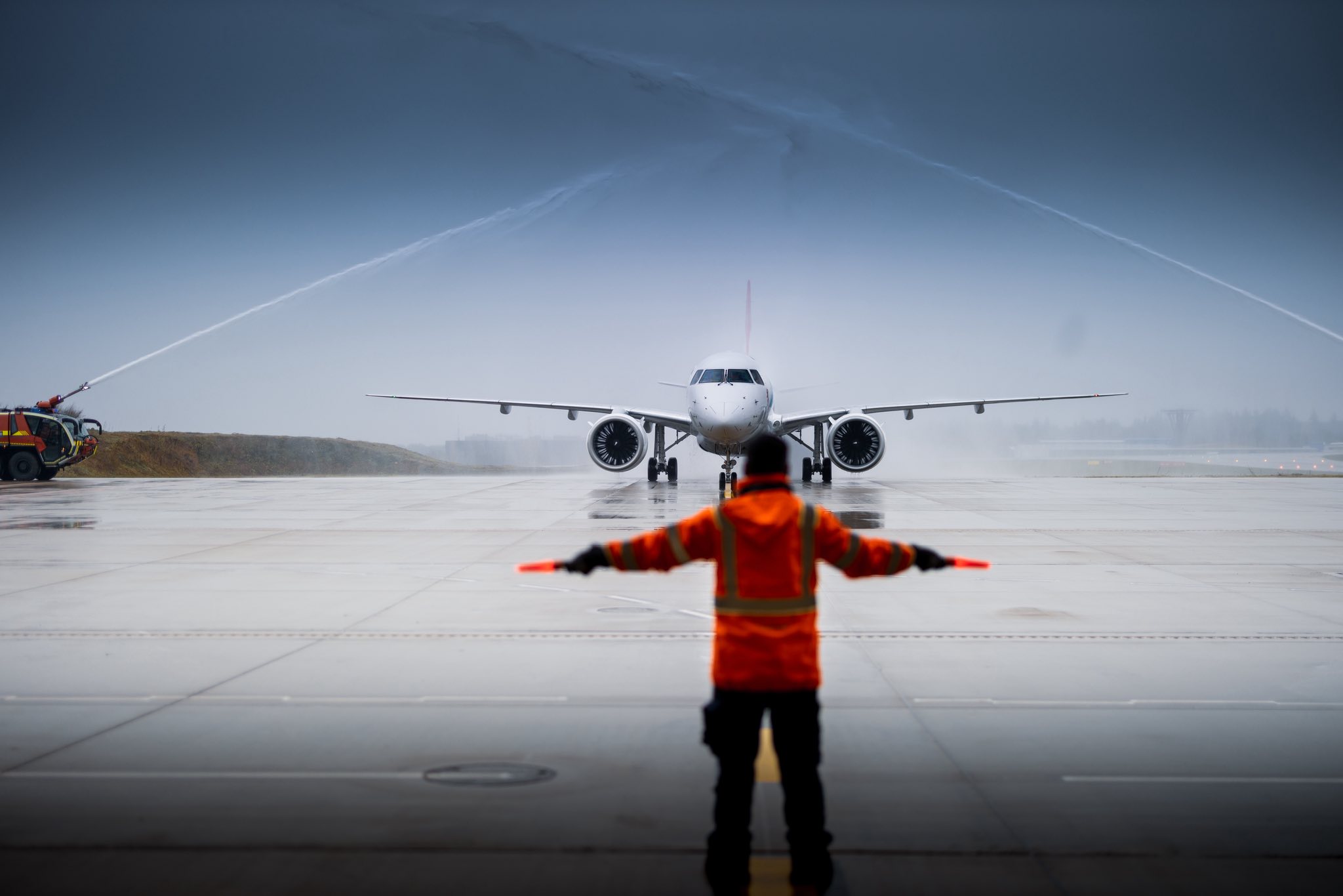 Nieuwe Embraer E195-E2 landt in West-Europa